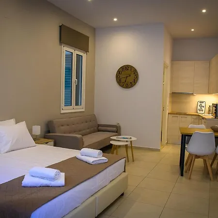 Uni Island - City Center Suites Heraklion  Exterior photo