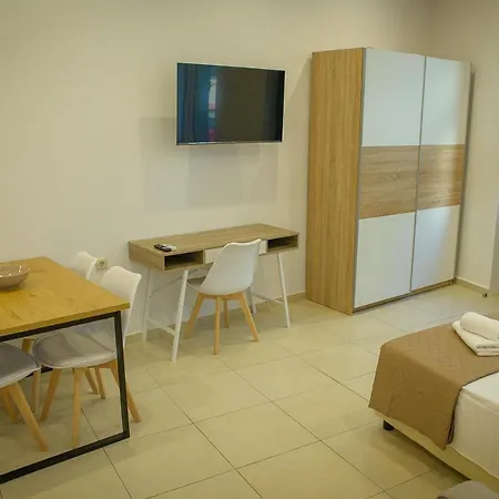 Uni Island - City Center Suites Heraklion  Exterior photo