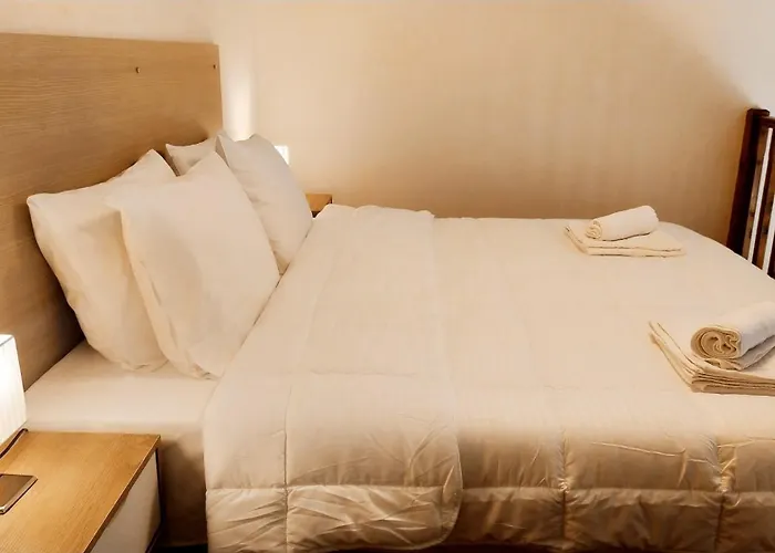 Uni Island - City Center Suites