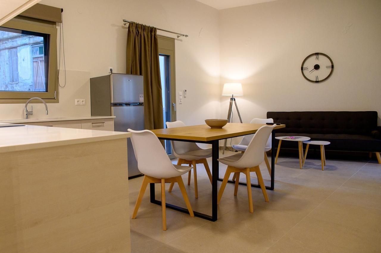 Uni Island - Center Apartment