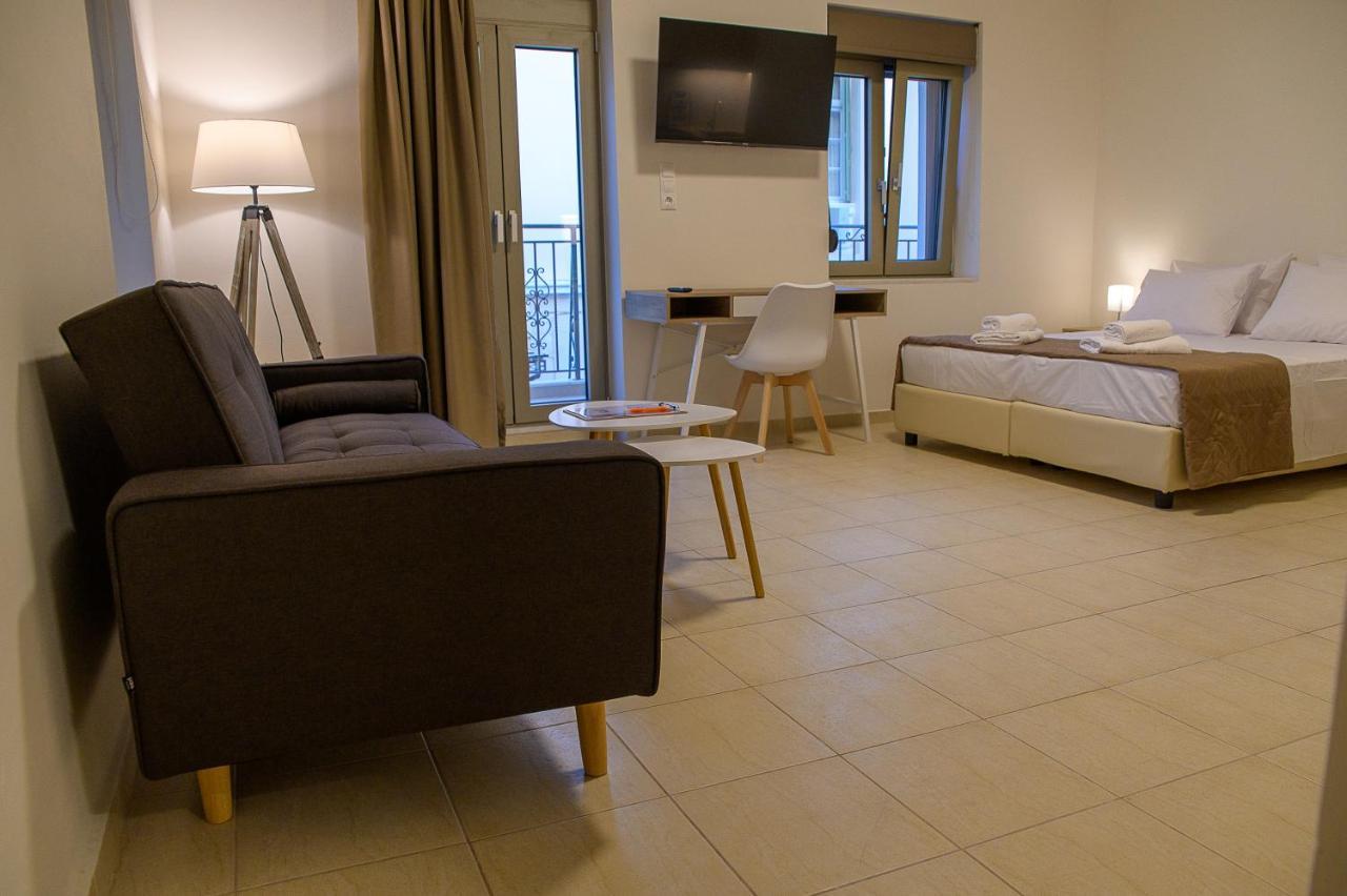 Uni Island - Center * Heraklion (Crete)
